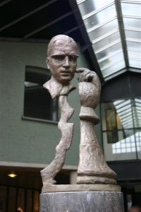 In het Max Euwe Centrum in Amsterdam huist de ziel van de Nederlandse schaakwereld.